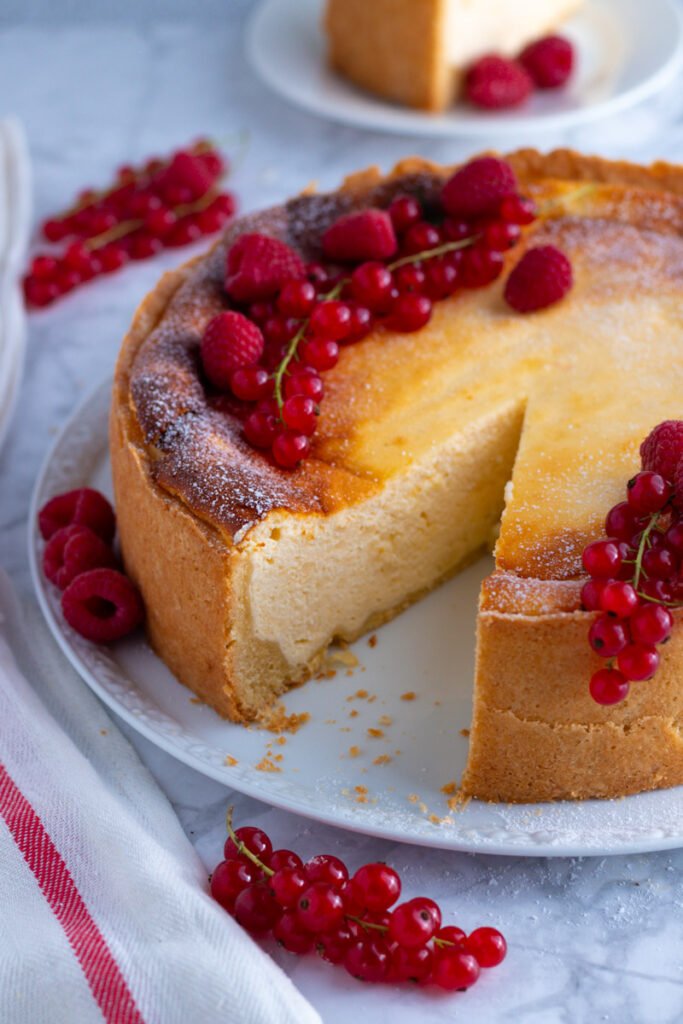 A picture of a baked German Cheesecake